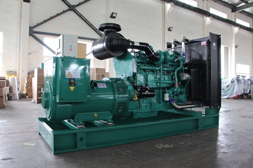 和林格尔320kw康明斯柴油发电车出租组图片 和林格尔320kw康明斯柴油发电车出租组图片